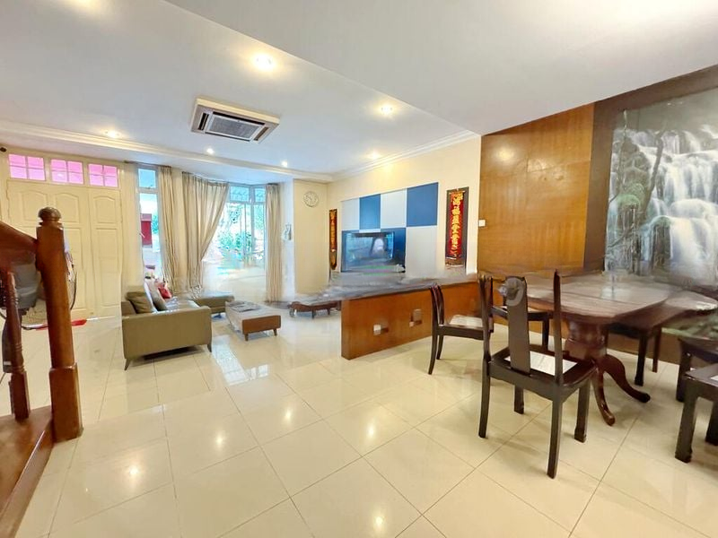 LENTOR VILLAS 10