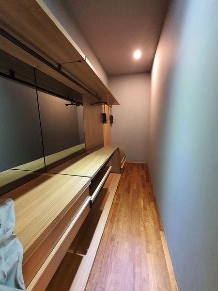 283 STUDIO 13