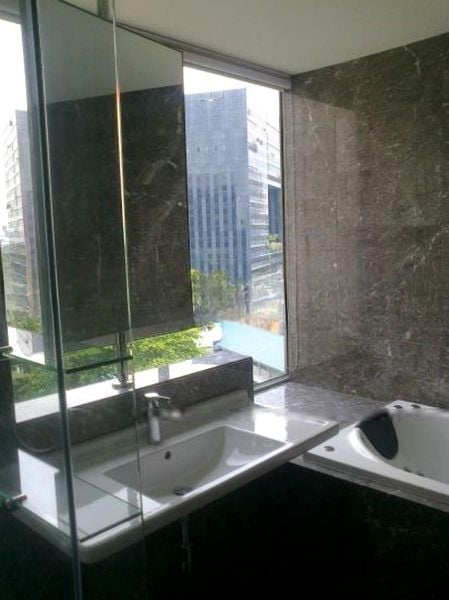 SUITES @ CAIRNHILL 3
