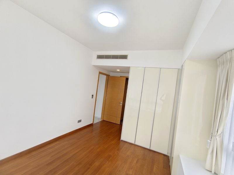 SUITES @ CAIRNHILL 6