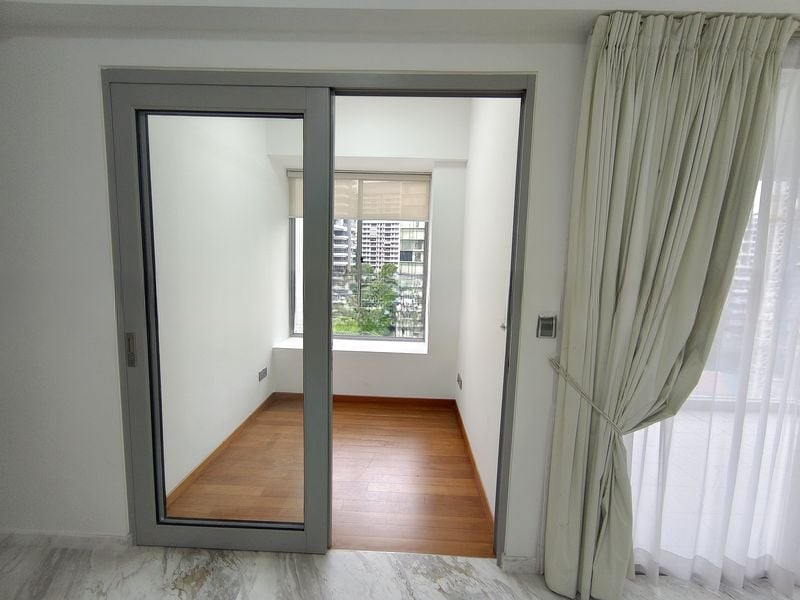 SUITES @ CAIRNHILL 7