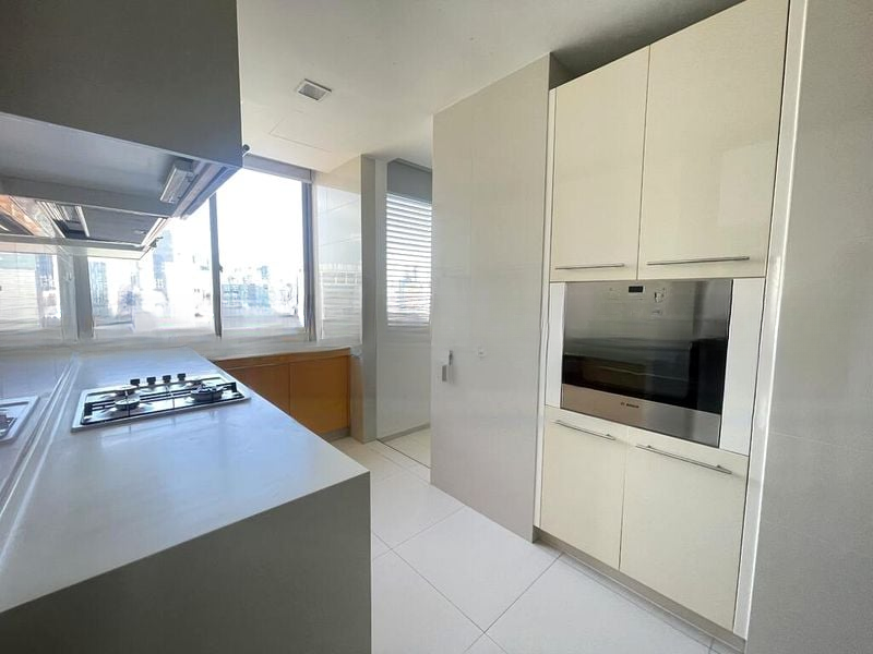 THE WHARF RESIDENCE 10