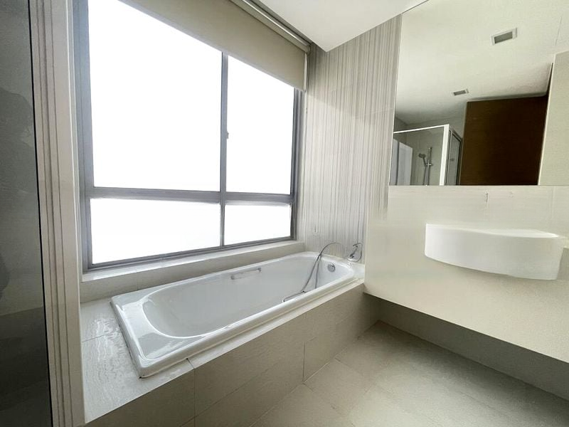 THE WHARF RESIDENCE 3