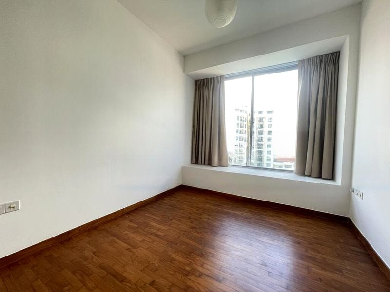 THE WHARF RESIDENCE 4