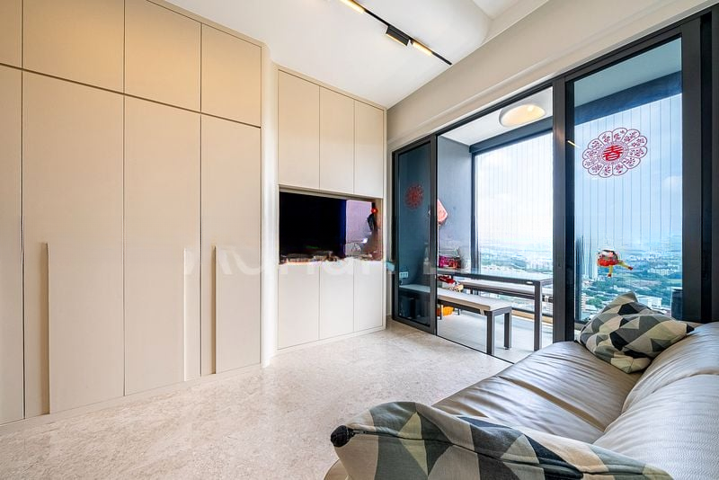 STIRLING RESIDENCES 3