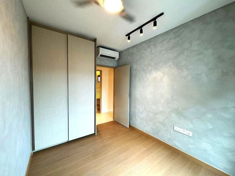 TREASURE AT TAMPINES 6