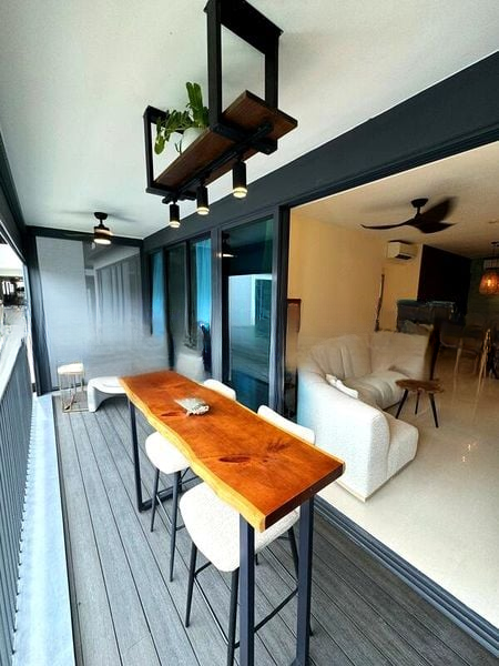 TREASURE AT TAMPINES 9