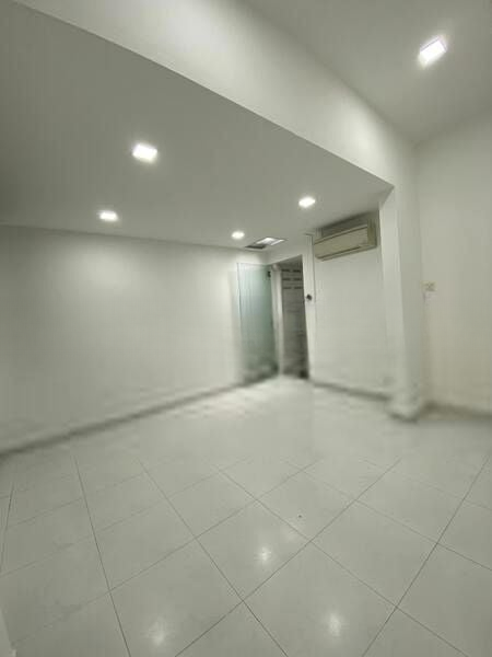 SERANGOON GARDEN ESTATE 7