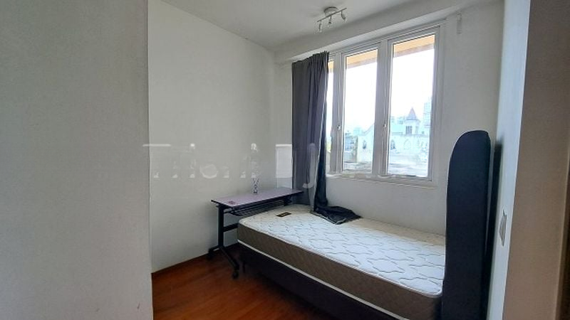 NOVENA REGENCY 4