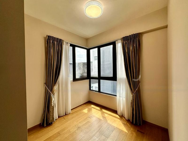 GRANDEUR PARK RESIDENCES 2