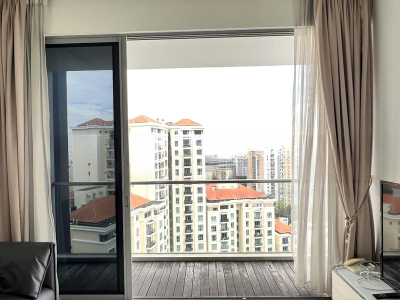 THE WHARF RESIDENCE 10