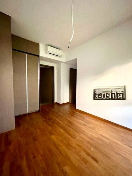 SEASIDE RESIDENCES 4