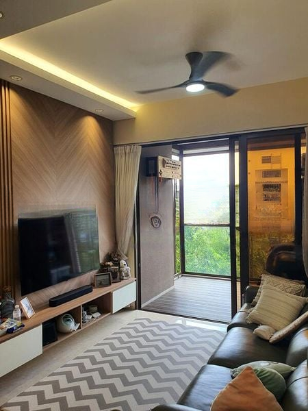 SEASIDE RESIDENCES 8