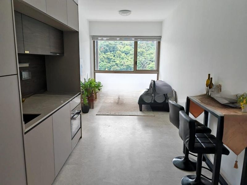 PARK EAST 14