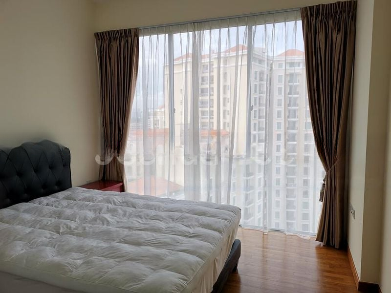THE WHARF RESIDENCE 4