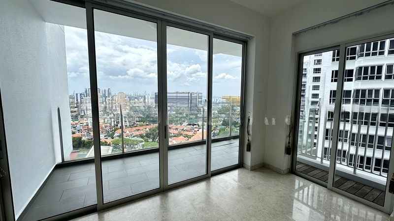 THE PARC CONDOMINIUM 10