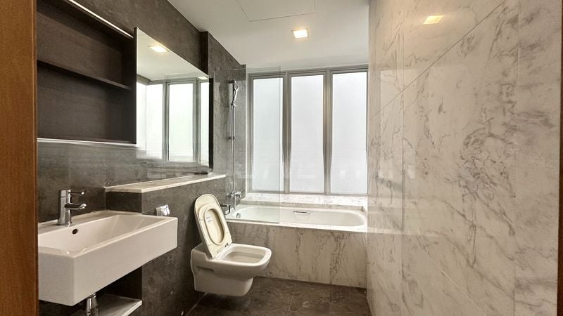 THE PARC CONDOMINIUM 6