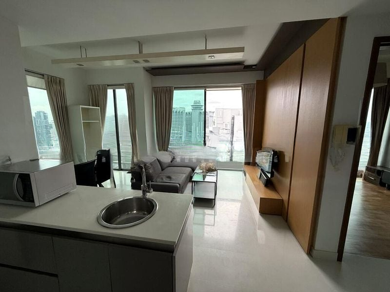 THE SUITES AT CENTRAL 11