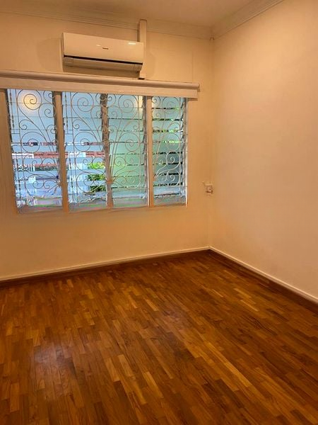 SERANGOON GARDEN ESTATE 5