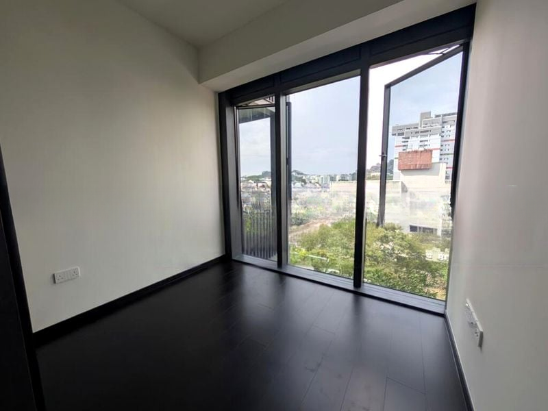 THE LINQ @ BEAUTY WORLD 3