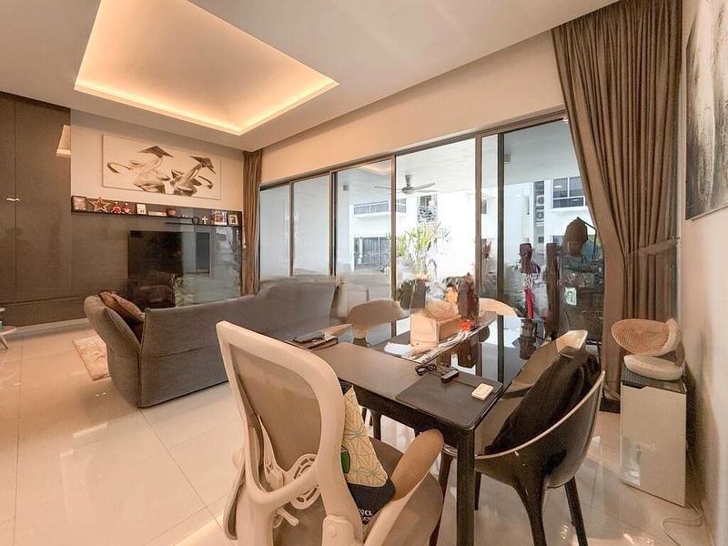 ELLIOT AT THE EAST COAST 12