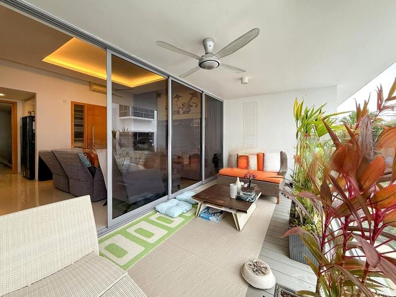 ELLIOT AT THE EAST COAST 8