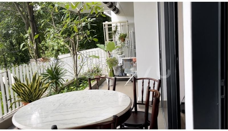 THE LAKEFRONT RESIDENCES 2