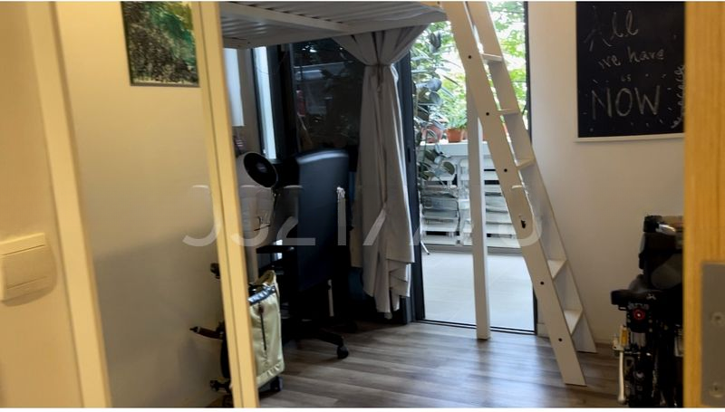 THE LAKEFRONT RESIDENCES 3