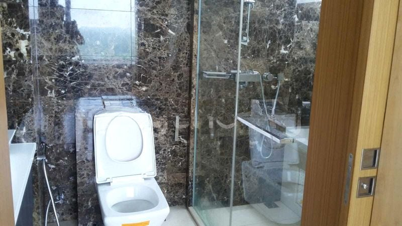 VISTA RESIDENCES 9