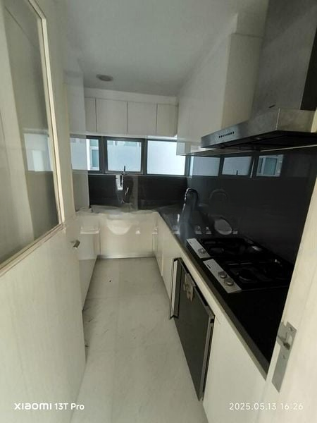 LINCOLN SUITES 8