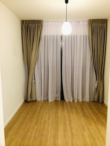 THE LAKEFRONT RESIDENCES 3