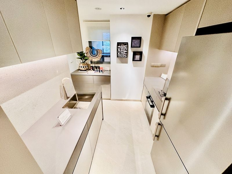 UNION SQUARE RESIDENCES 12