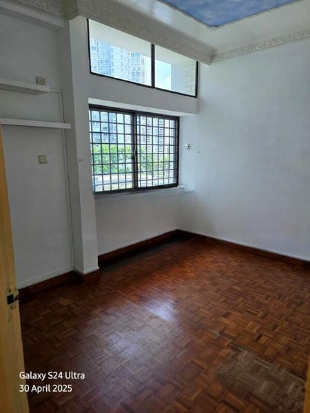 KING'S MANSION 1