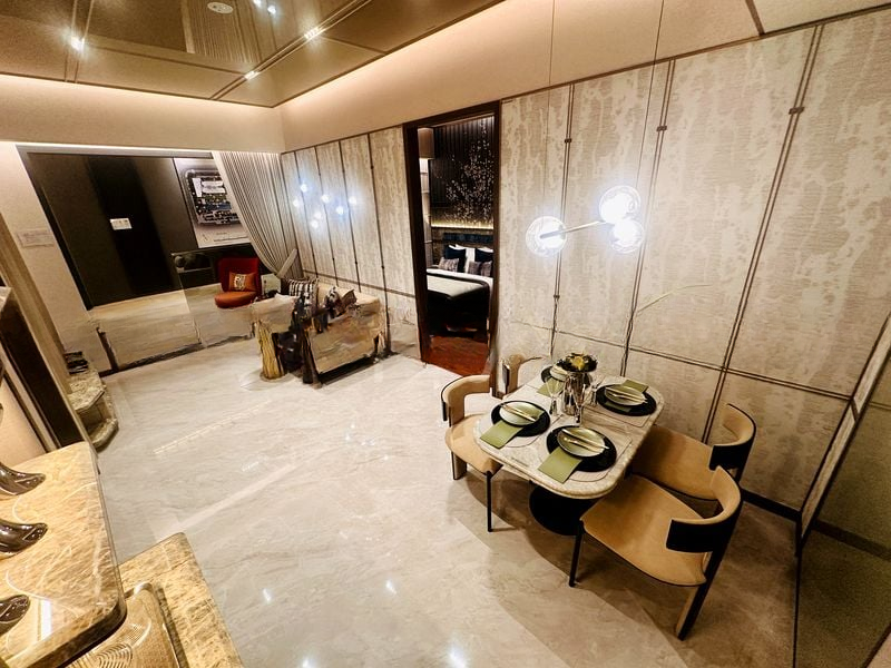 ONE MARINA GARDENS 8