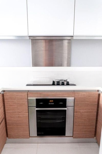 MARINA BAY RESIDENCES 9