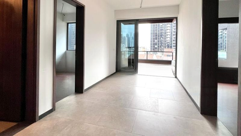 MIDTOWN BAY 6
