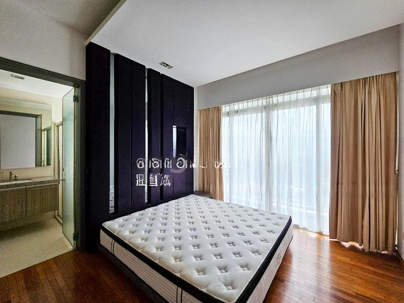 THE METROPOLITAN CONDOMINIUM 4