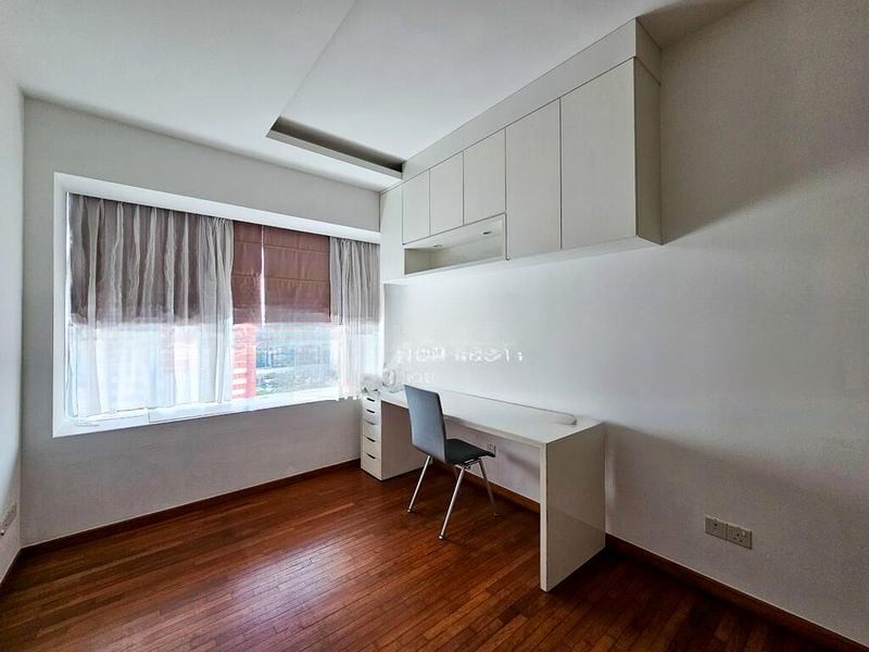 THE METROPOLITAN CONDOMINIUM 1