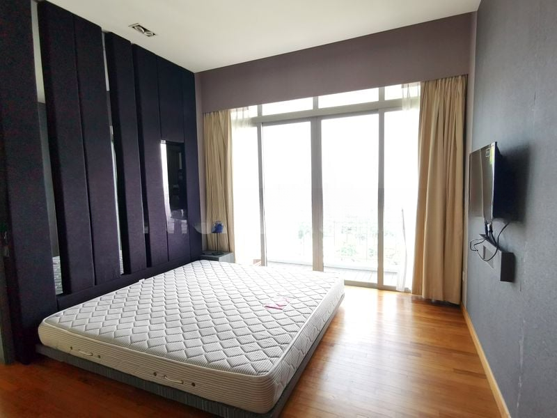 THE METROPOLITAN CONDOMINIUM 9
