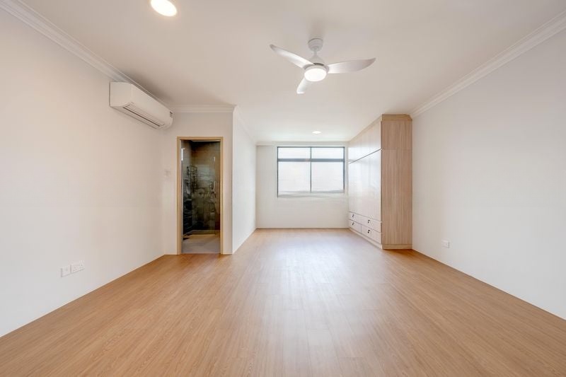 WINDY HEIGHTS 6