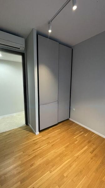 AVENUE SOUTH RESIDENCE 7