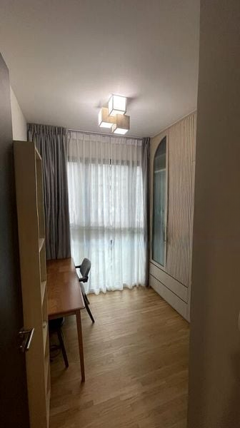 AVENUE SOUTH RESIDENCE 8