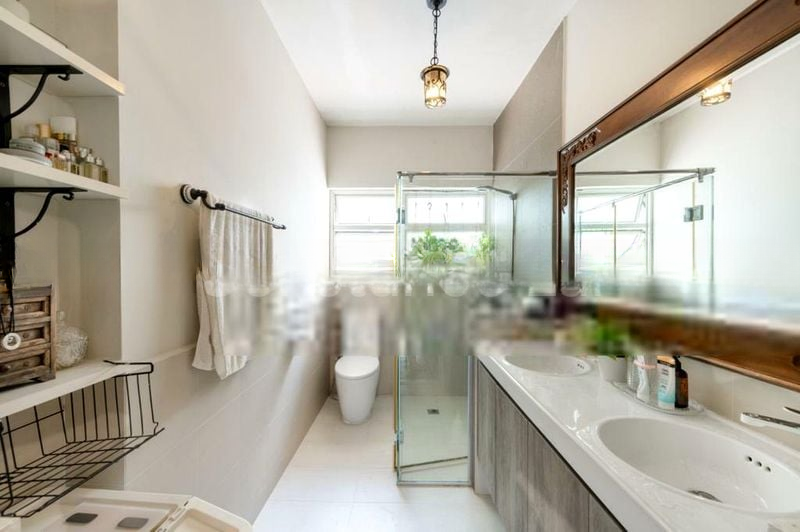 SELETAR HILLS ESTATE 5