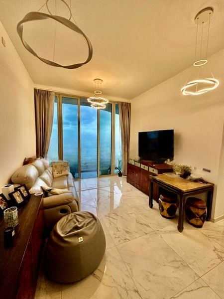 KALLANG RIVERSIDE 10