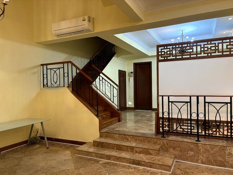 PARK VILLAS 2