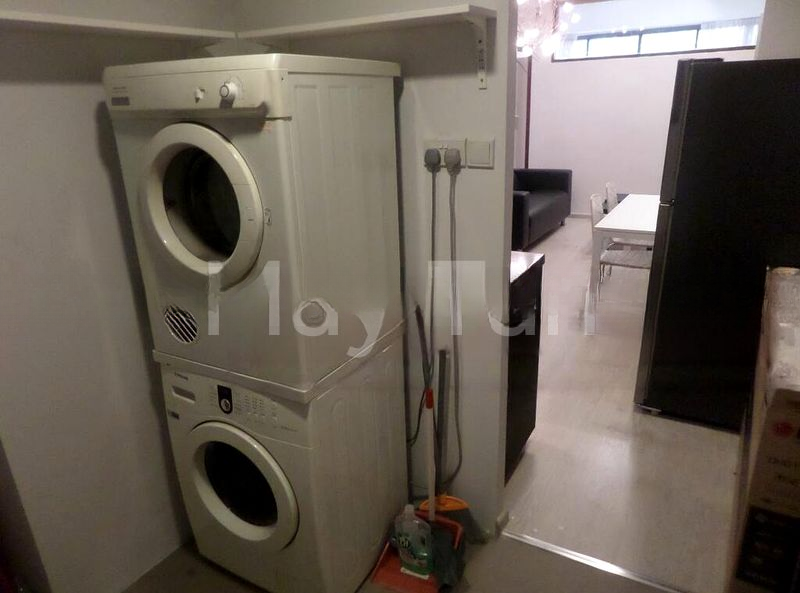 INTERNATIONAL PLAZA 6