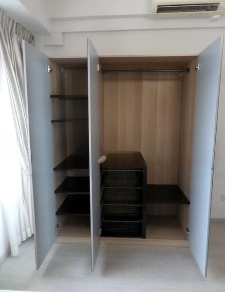 INTERNATIONAL PLAZA 9