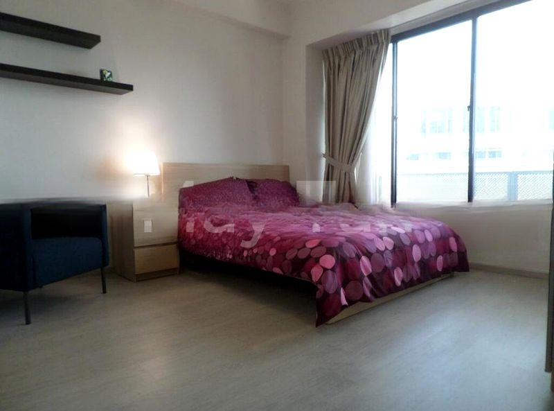 INTERNATIONAL PLAZA 11