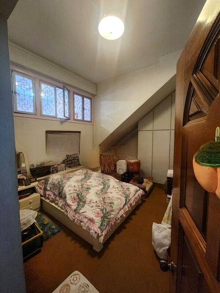 TIONG BAHRU ESTATE 4
