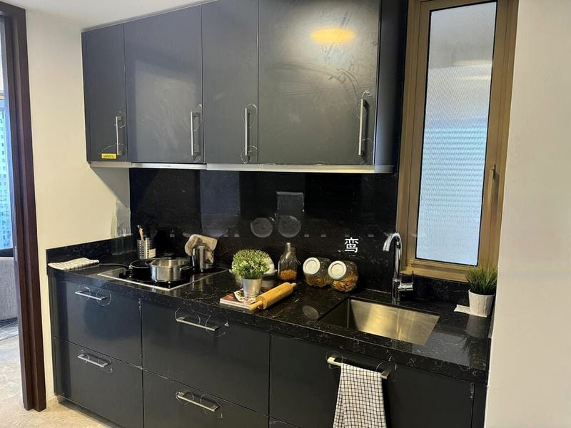 ONE DRAYCOTT 7